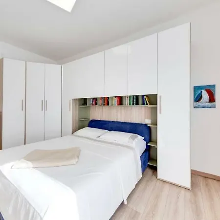 Via Volta アパート サンレモ